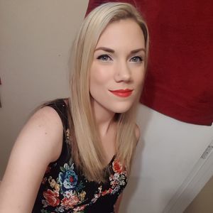 Meet your Posher, Leandra